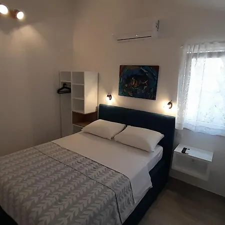 Fuer 6 Personen By Interhome Мандре