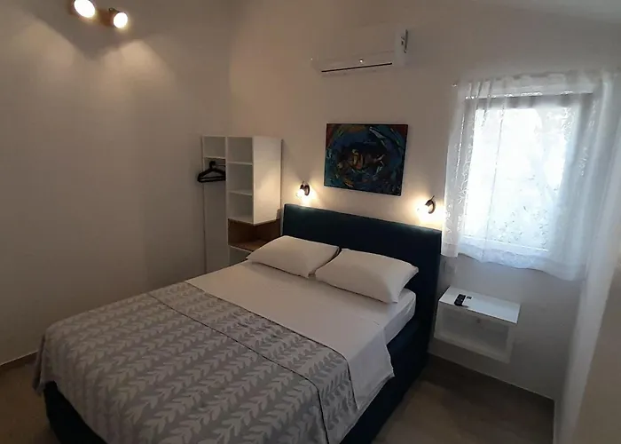 Fuer 6 Personen By Interhome Mandre