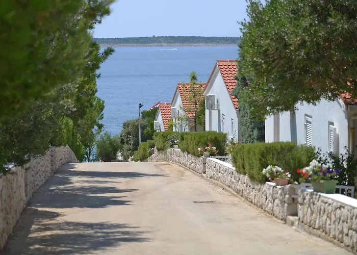 Fuer 6 Personen By Interhome Vikendica *