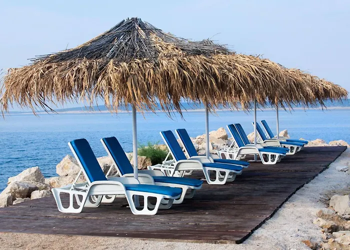 Fuer 6 Personen By Interhome Vikendica Mandre